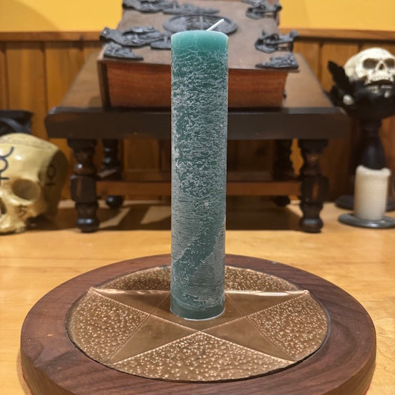 Lailokens_Awen_green_pillar_candle_handcrafted_in_ritual_space